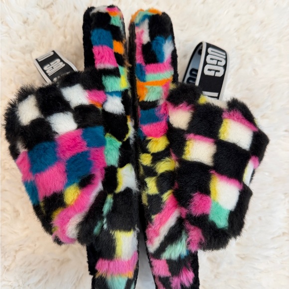 UGG Fluff Yeah Checkered Slippers - Picture 2 of 6